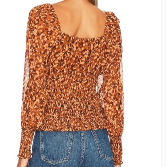 NWT Steven Madden Shannon Top in Mocha Bisque size medium - Picture 3 of 13